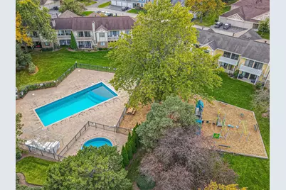 576 Greystone Lane #C-2, Wheeling, IL 60090 - Photo 28