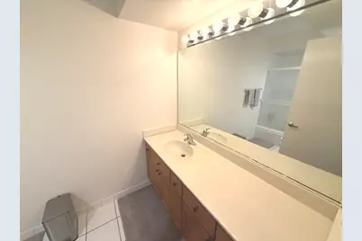 5 S Pine Street #407B, Mount Prospect, IL 60056 - Photo 18