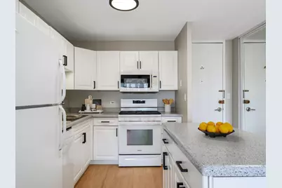 1960 N Lincoln Park West Avenue #506, Chicago, IL 60614 - Photo 12