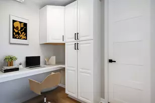 1960 N Lincoln Park West Ave, Chicago, IL 60614 - Photo 14