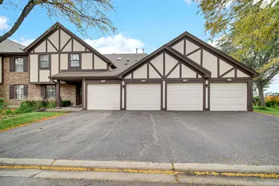 193 Raleigh Court #193, Wood Dale, IL 60191 - Photo 2