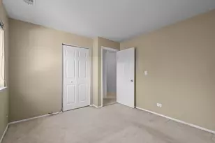 607 Eastview Ct, Schaumburg, IL 60194 - Photo 14