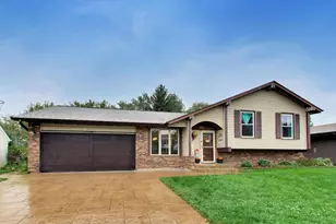 63 Lockman Cir, Elgin, IL 60123 - Photo 1