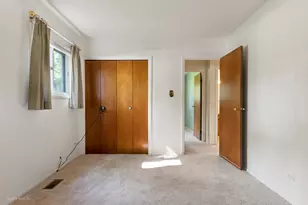 1680 Pierce Rd, Hoffman Estates, IL 60169 - Photo 16