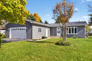 10210 Sharon Ln, Hebron, IL 60034 - Photo 1