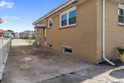 4824 N Ozark Avenue, Norridge, IL 60706 - Photo 34