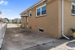 4824 N Ozark Ave, Norridge, IL 60706 - Photo 34