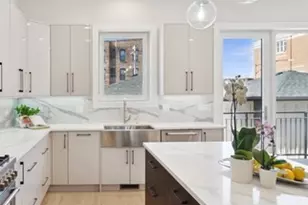 967 E 62nd St, Chicago, IL 60637 - Photo 2