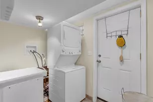 10440 Princess Ave, Chicago Ridge, IL 60415 - Photo 22