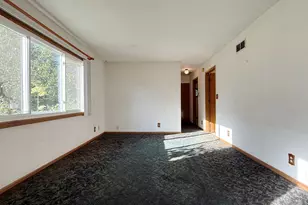 85 Hilldale Rd, Fox Lake, IL 60020 - Photo 4