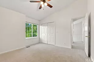 301 Stevens Ct, Grayslake, IL 60030 - Photo 14