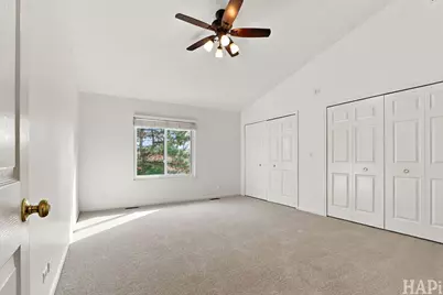 301 Stevens Court, Grayslake, IL 60030 - Photo 12