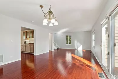 301 Stevens Court, Grayslake, IL 60030 - Photo 6