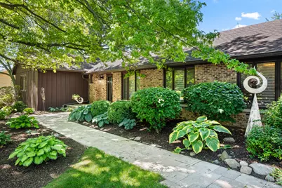 1311 Azalea Lane, Dekalb, IL 60115 - Photo 16
