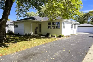 3606 Bobwhite Ln, Rolling Meadows, IL 60008 - Photo 2