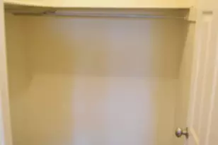 1475 Rebecca Dr, Hoffman Estates, IL 60169 - Photo 8