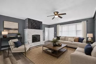 2752 Tennyson Pl, Hazel Crest, IL 60429 - Photo 14