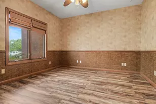 2214 Bella Fiore Ln, Pontiac, IL 61764 - Photo 4
