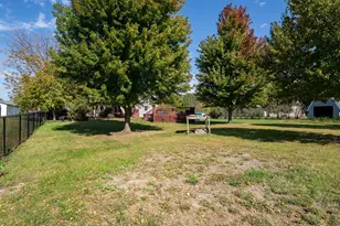 2214 Bella Fiore Ln, Pontiac, IL 61764 - Photo 52