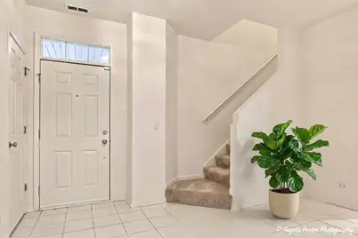 2359 Chelsea Road, Northbrook, IL 60062 - Photo 2