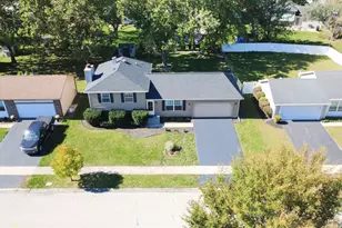 910 Molobay Terrace, Bartlett, IL 60103 - Photo 2
