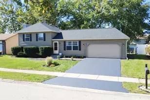 910 Molobay Terrace, Bartlett, IL 60103 - Photo 36
