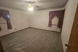 1211 E Indiana Ave, Pontiac, IL 61764 - Photo 10