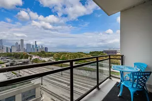 233 E 13th St, Chicago, IL 60605 - Photo 4