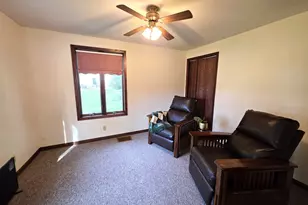 312 W 6th St, Prophetstown, IL 61277 - Photo 12
