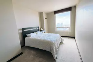 33 W Ontario St, Chicago, IL 60654 - Photo 16