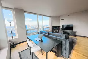 33 W Ontario St, Chicago, IL 60654 - Photo 10