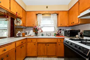 4601 S Komensky Ave, Chicago, IL 60632 - Photo 2