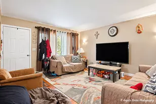 1746 Walnut Dr, Woodstock, IL 60098 - Photo 2