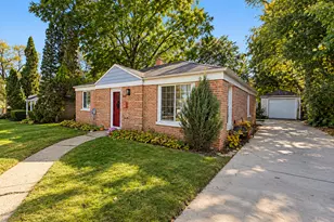 643 E Rockland Rd, Libertyville, IL 60048 - Photo 2