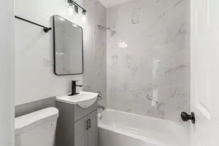 741 Hinman St, Aurora, IL 60505 - Photo 18