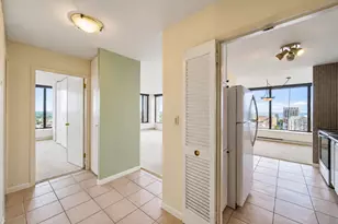 5455 N Sheridan Rd, Chicago, IL 60640 - Photo 10