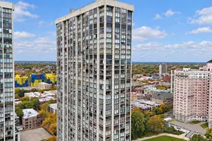 5455 N Sheridan Rd, Chicago, IL 60640 - Photo 16