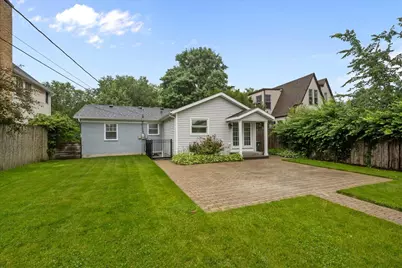 33 S June Terrace, Lake Forest, IL 60045 - Photo 18