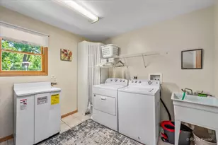 152 Jacquelyn Dr, Bensenville, IL 60106 - Photo 40