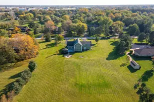 935 Sunrise Rd, Green Oaks, IL 60048 - Photo 40