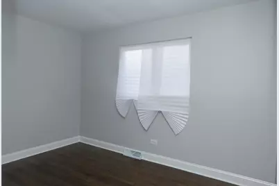 343 W 102nd Place, Chicago, IL 60628 - Photo 6
