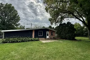1702 W Oakton St, Arlington Heights, IL 60004 - Photo 12