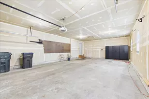 1007 Cardinal Dr, Zion, IL 60099 - Photo 16