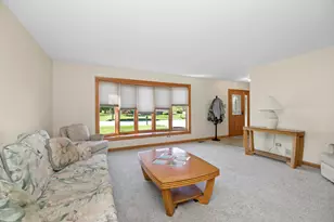 1163 Walter St, Lemont, IL 60439 - Photo 4