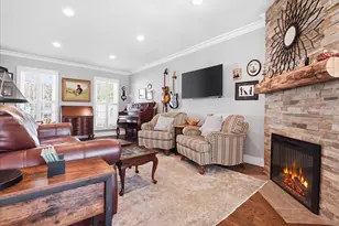 895 Garfield Ave, Libertyville, IL 60048 - Photo 4