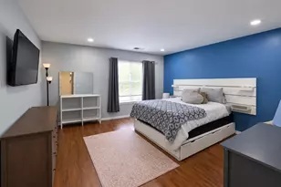 7 Hoover Ct, Streamwood, IL 60107 - Photo 6