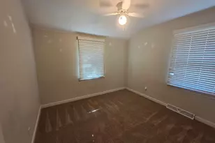 1410 E 14th St, Sterling, IL 61081 - Photo 6
