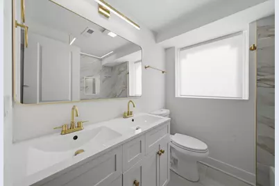 9356 S Oglesby Avenue, Chicago, IL 60617 - Photo 14