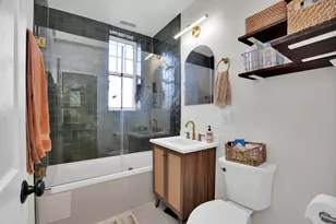 2006 N Spaulding Ave, Chicago, IL 60647 - Photo 6