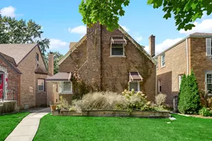 1830 N Neva Ave, Chicago, IL 60707 - Photo 1
